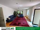 Wohnzimmer - 8 Zimmer Einfamilienhaus zum Kaufen in Selb