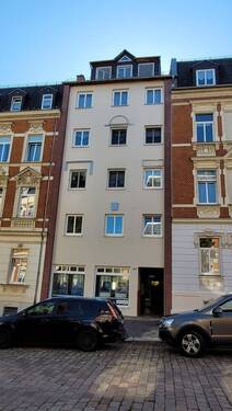 Straßenansicht - 3 Zimmer Etagenwohnung zum Kaufen in Plauen