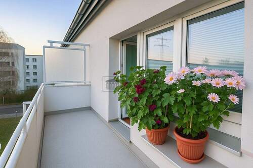 Abende zu Zweit - Ruhiges, lichtdurchflutetes Wohnen nahe Prenzlauer Berg mit Balkon ins Grüne