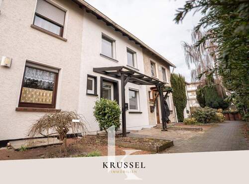Herzlich Willkommen bei KRÜSSELIMMOBILIEN - NEU: Saniertes Reihenhaus am Kirchblick in Lingen-Laxten!