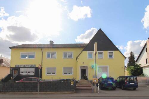 außen - 9 Zimmer Mehrfamilienhaus, Wohnhaus zum Kaufen in Lambsheim