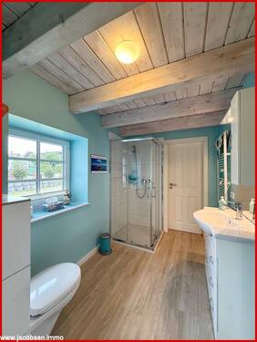 Erdgeschoss Badezimmer - 