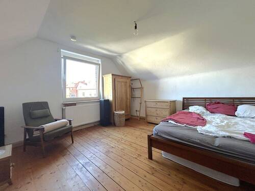 Schlafzimmer - 3 Zimmer Etagenwohnung zur Miete in Hannover
