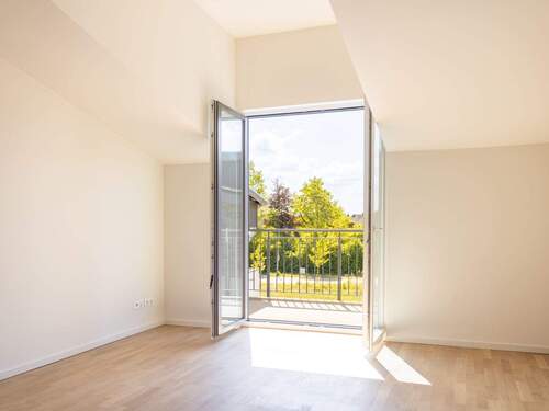 Lichtdurchfluteter Wohnbereich - 