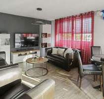 Modern & Bezugsfertig: Sanierte 3-Zimmer-Wohnung mit Balkon, Aufzug und TG-Platz - Schorndorf