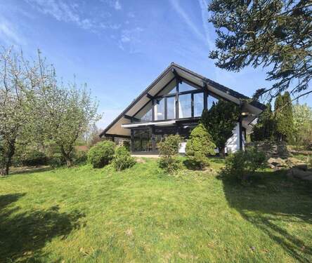 Eingang mit kl See - 20 Min Hennef - Holz und Glas - Außergewohnliches helles Wohnhaus mit Doppelgarage im Ww