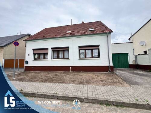 Hausansicht - 4 Zimmer Einfamilienhaus zum Kaufen in Mahlwinkel