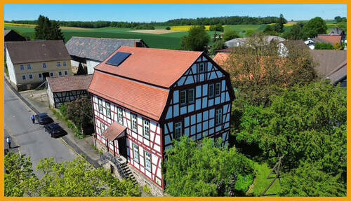 Seitenansicht - 1 Zimmer Bauernhaus, Landhaus in Alsfeld / Billertshausen