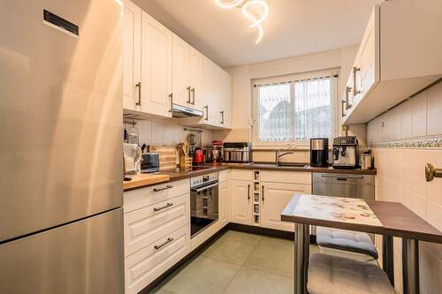 abgeschlossener Küchenbereich im EG - 