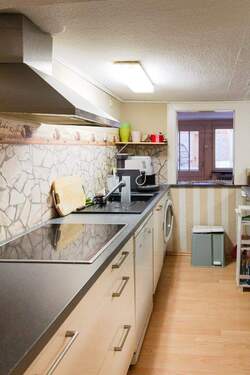 Die moderne Küchenzeile - Etagenwohnung mit 108,00 m&sup2; in Zell zum Kaufen