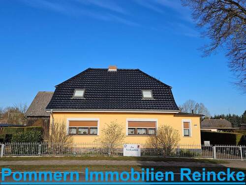 Straßenansicht !.jpg - 