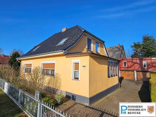 Nordost Giebel u. Südost Seite.jpg - 