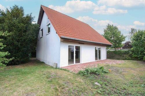 Hausansicht vom Garten - 