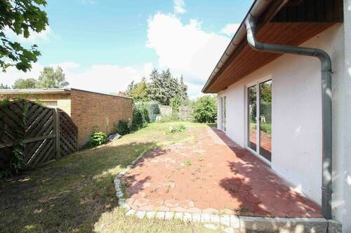 Terrasse mit Garten Bild 2 - 4 Zimmer Einfamilienhaus zum Kaufen in Sehnde
