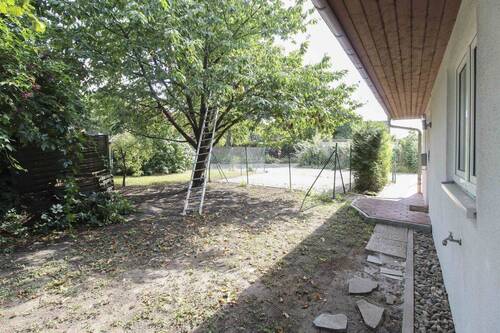 Vorgarten Bild 2 - Einfamilienhaus mit 118,10 m² in Sehnde zum Kaufen