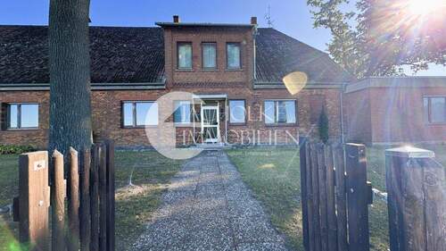 378.Haus.Außen (5) - 