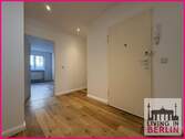 Flur - 3 Zimmer Etagenwohnung zur Miete in Berlin