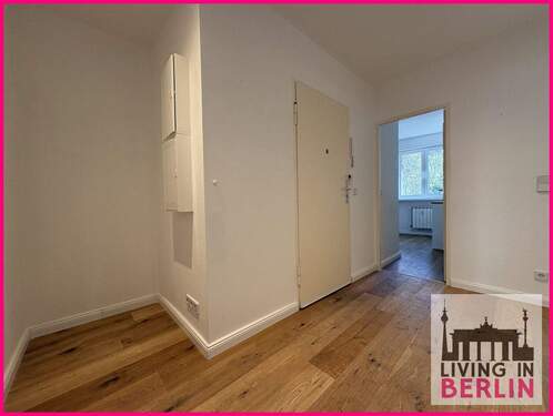 Flur - 3 Zimmer Etagenwohnung in Berlin