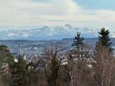 Blick vom Dachgeschoss auf Konstanz und Bergwelt - 