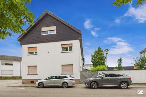 Hausansicht Eingangsbereich - 