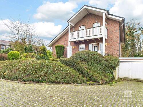 Vorderansicht - Einfamilienhaus mit 146,90 m&sup2; in Heinsberg zum Kaufen