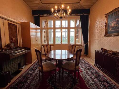 3 - 4 Zimmer Etagenwohnung in Berlin