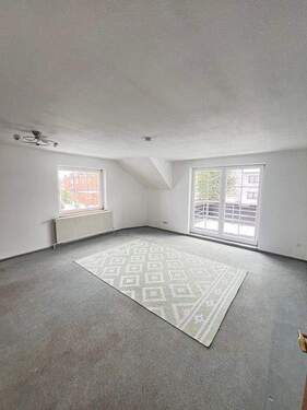 Wohnzimmer - 2 Zimmer Etagenwohnung zum Kaufen in Stuhr