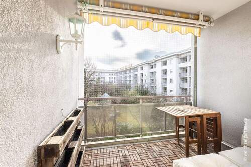 Sonnige West-Loggia - 