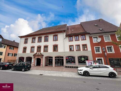 Außenansicht des Hauses.jpg - Mehrfamilienhaus, Wohnhaus zum Kaufen in Kenzingen