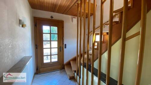 Diele - 6 Zimmer Einfamilienhaus zum Kaufen in Taben-Rodt