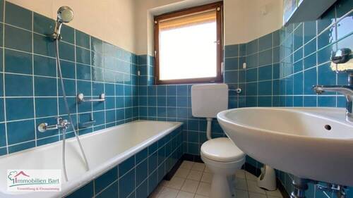 Badezimmer - 6 Zimmer Einfamilienhaus in Taben-Rodt
