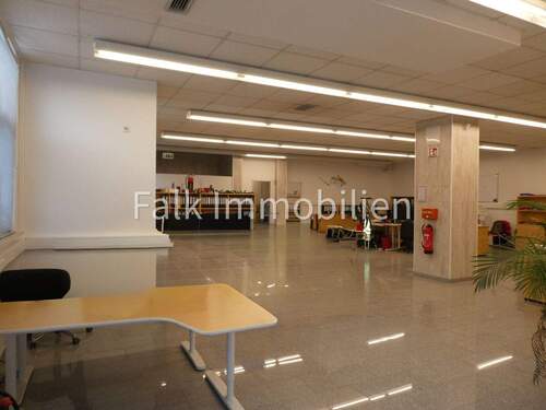 große offene Hauptfläche - teilbar - Büro in Edingen-Neckarhausen