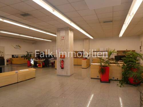 große offene Hauptfläche - teilbar - Büro mit 222,00 m&sup2; in Edingen-Neckarhausen zur Miete