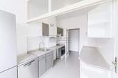 Praktische Küche - 2 Zimmer Etagenwohnung in Berlin