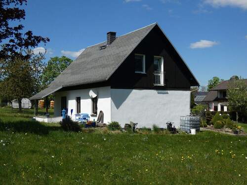 Doppelgarage mit Ferienwohnung - 