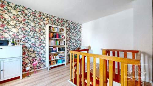 OG - Arbeitszimmer mit Wendeltreppe - 