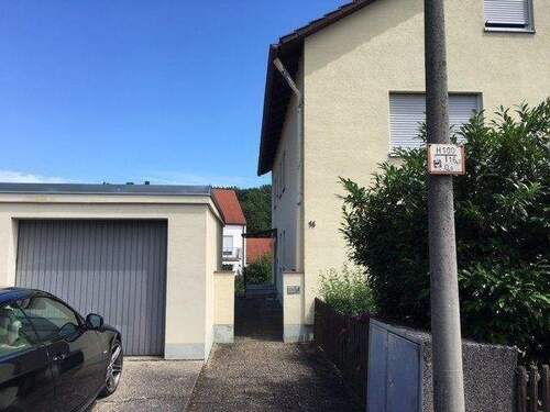Garage/Eingang - 4 Zimmer Etagenwohnung zur Miete in Donauwörth