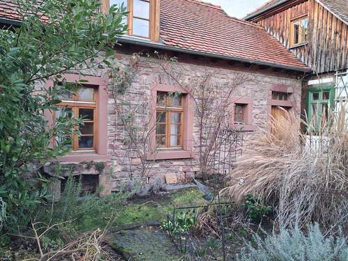 - Objekt 4814 - WohnRaumAgentur: möbliertes Fachwerkhäuschen in Mörfelden-Walldorf