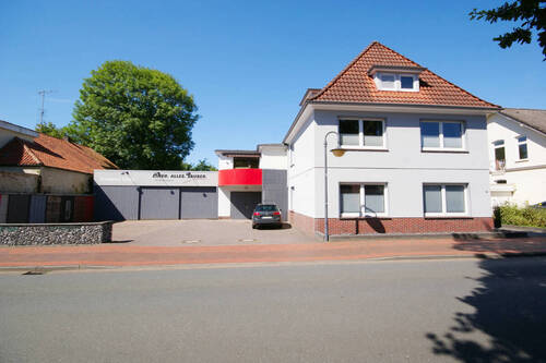 656 Titelbild - 7 Zimmer Mehrfamilienhaus, Wohnhaus zum Kaufen in Westerstede