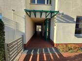 Hauseingang - 3 Zimmer Etagenwohnung zum Kaufen in Berlin