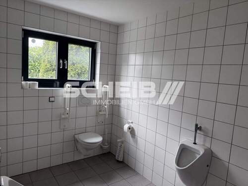 behindertengerechtes WC vorhanden - 