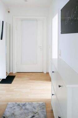 Eingangsbereich - 3 Zimmer Etagenwohnung zur Miete in Kassel