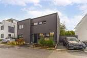 Hausansicht - 5 Zimmer Einfamilienhaus zum Kaufen in Dortmund