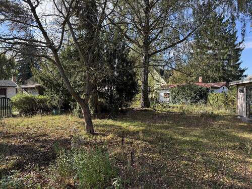 Grundstück hinten - 