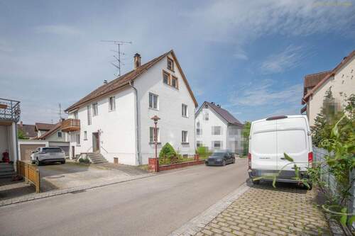 Außenansicht - 9 Zimmer Einfamilienhaus zum Kaufen in Bad Saulgau