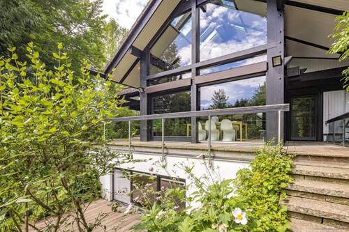 Blick auf Süd-/Ostseite - 