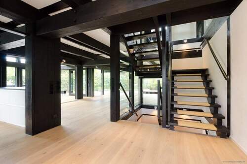 Eingangsbereich - Einfamilienhaus mit 394,00 m&sup2; in Berg-Kempfenhausen zum Kaufen