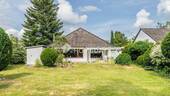 Außenansicht 1 - Wohnen mit Freiraum: EFH mit Gartenidylle, Partykeller und sonniger Südwest-Terrasse auf ca. 150 m²