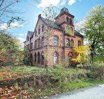 Mehrfamilienhaus in attraktiver, ehemaliger Tränenkirche - Netzschkau