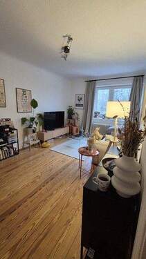 Wohnzimmer - Etagenwohnung mit 58,90 m&sup2; in Hamburg zur Miete